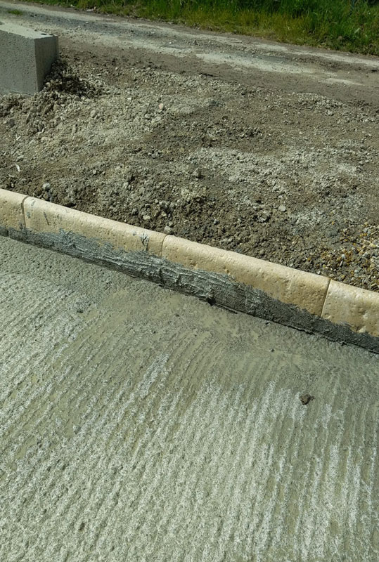 PROTECTOR-Protection-bordure-avant-coulage-de-beton-utilisation-maelstrom-produit